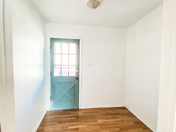 4th image of 323 Brooklyn Ave