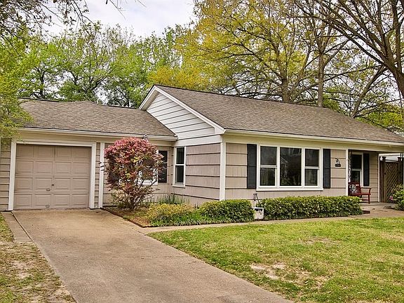 2nd image of 1734 Gardenia Dr