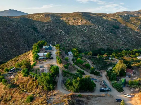 19328 Japatul Rd, Alpine, CA 91901