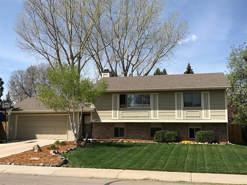 2nd image of 1913 Creekwood Dr
