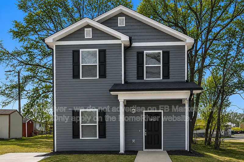 3 bed, 2.5 bath, 1420 sqft, $1,750 — Photo 2