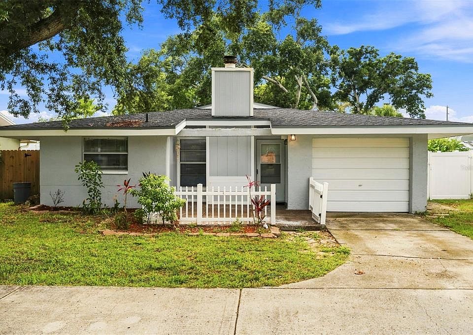 1st image of 1680 PINEHURST ROAD
