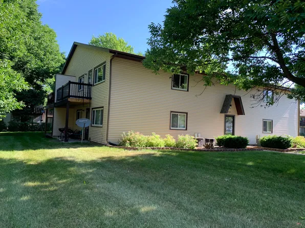 2025 NW Hickory Ln #8, Ankeny, IA 50023