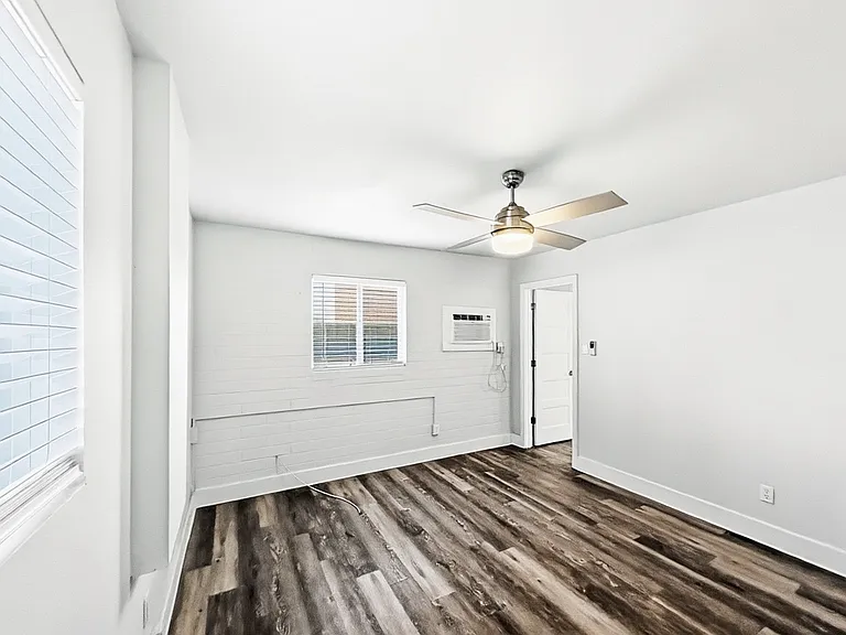 631 N 4th Ave #12 — Photo 22