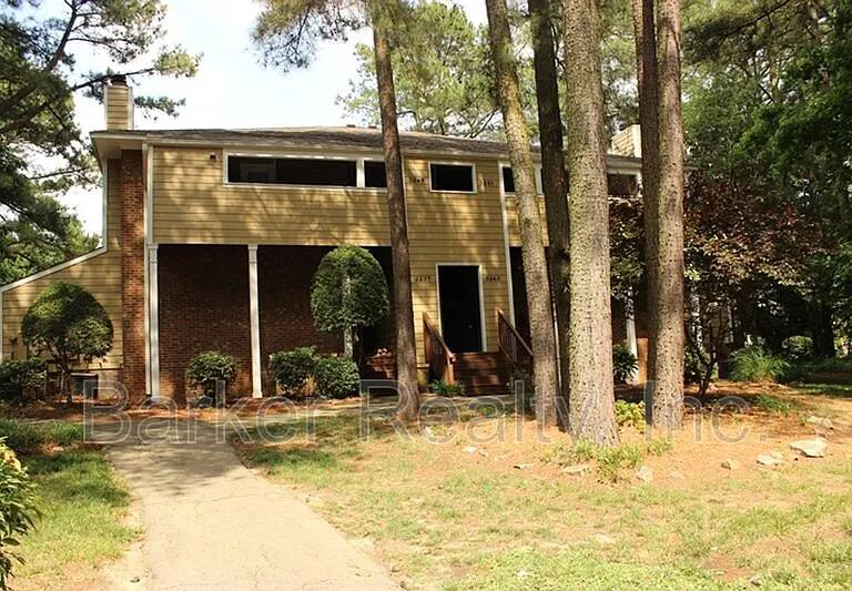 3239 Mill Run — Photo 1