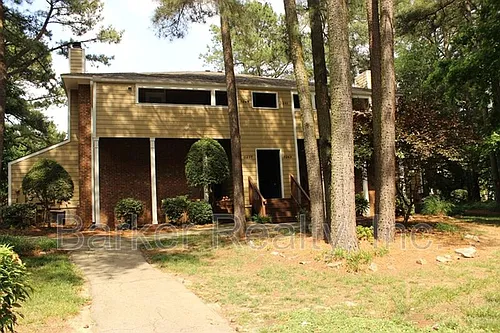 3239 Mill Run Photo 1