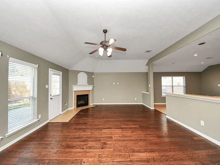 24822 Diamond Run Ct — Photo 23