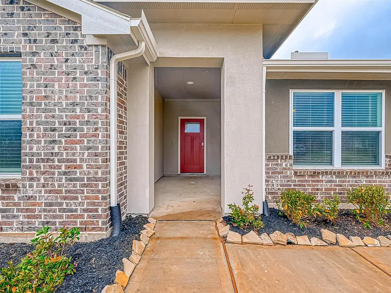 3418 Lake Landing Ln — Photo 8