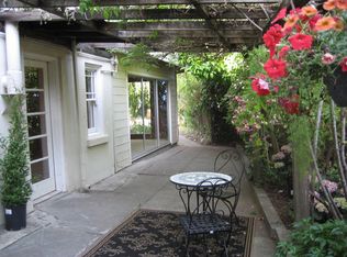 17 Manor Rd #B, Fairfax, CA 94930