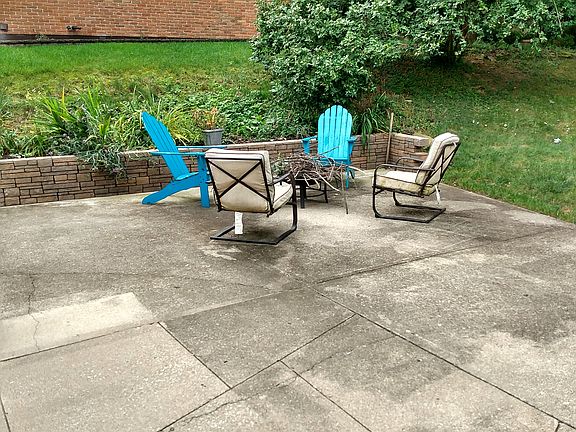 3rd image of 1673 Londondale Pkwy