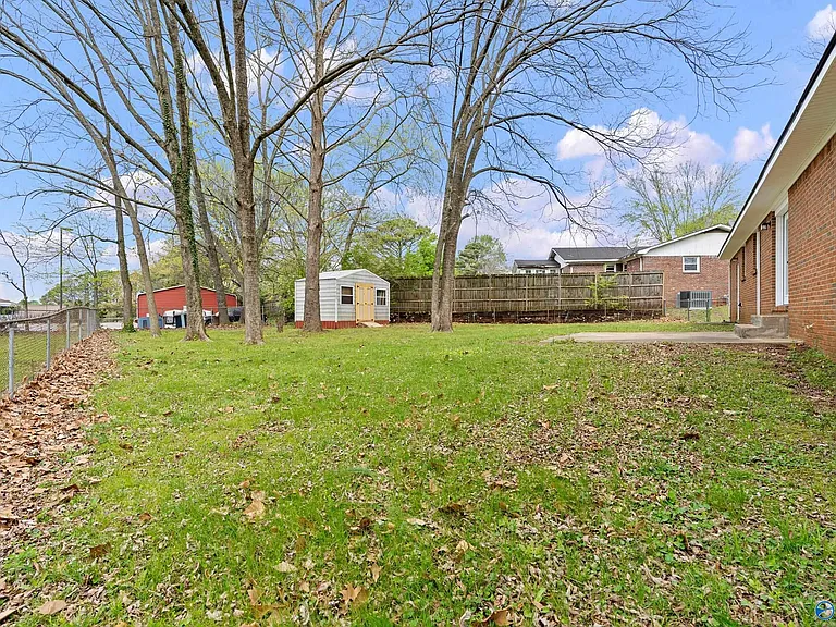 1801 Carson Ln NW — Photo 13