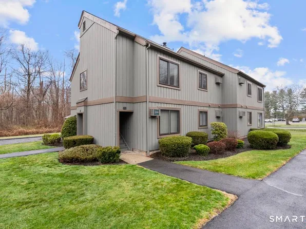 6 Walnut Lane #6, Brookfield, CT 06804