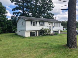839 Auction Rd, Mill Hall, PA 17751