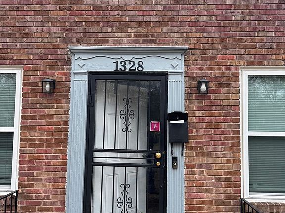 3rd image of 1328 Semmes St