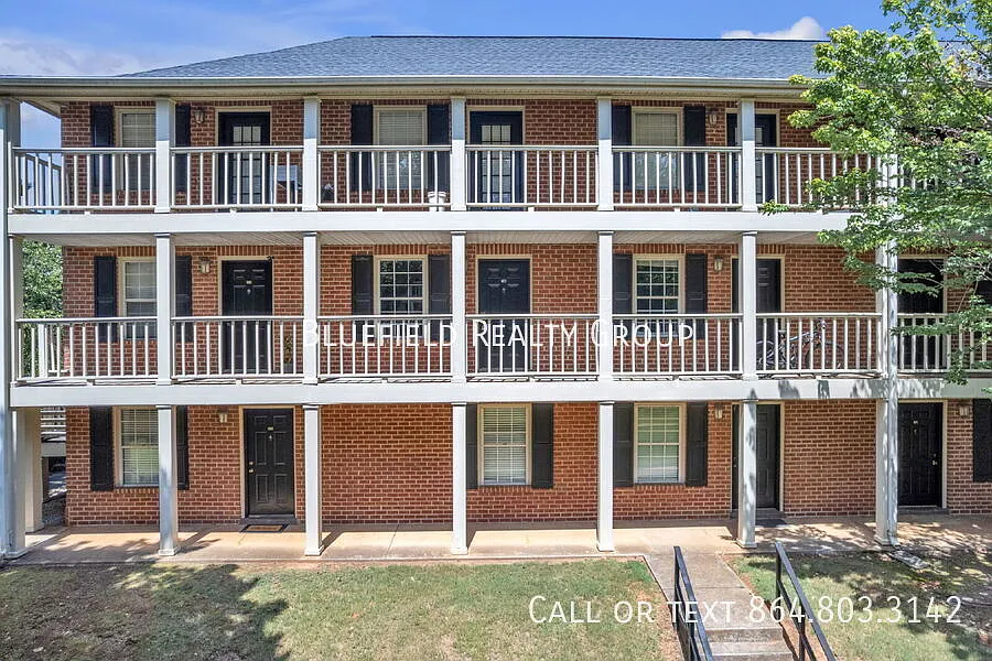 250 Elm St #922