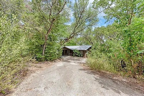 6305 Forest Hills Dr Photo 1