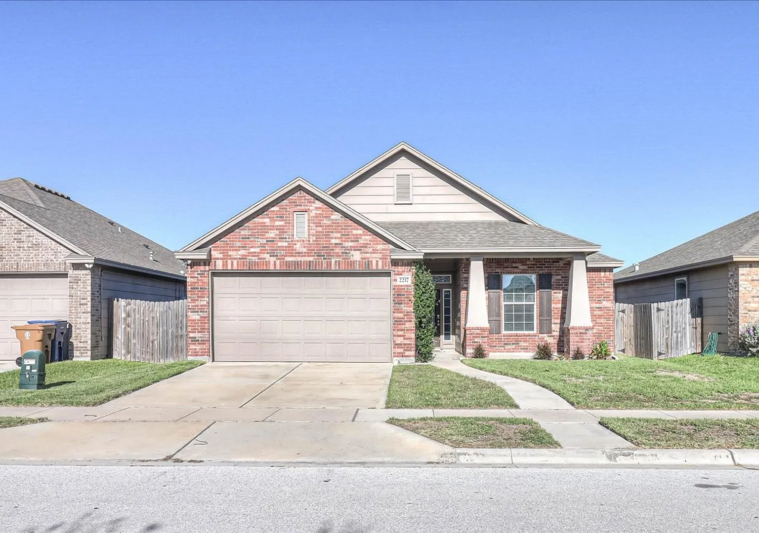 2217 Ibis - 4/Bed 2/Bath - $2425/month — Photo 1