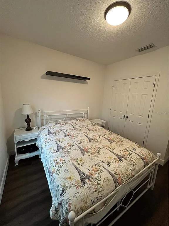 4 bed, 2.0 bath, 1730 sqft, $2,350 — Photo 3