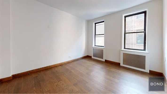 Rented by Bond New York | media 28