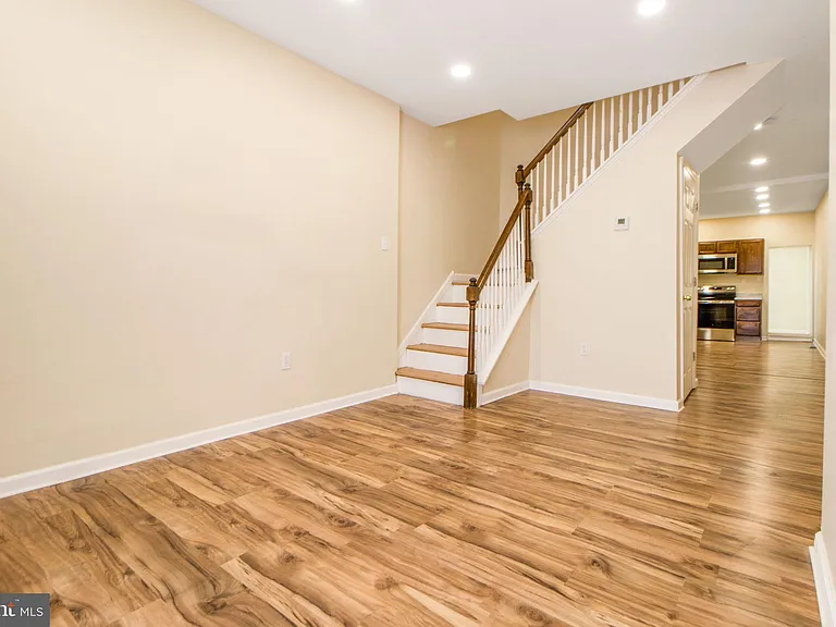 2231 Orem Ave — Photo 2