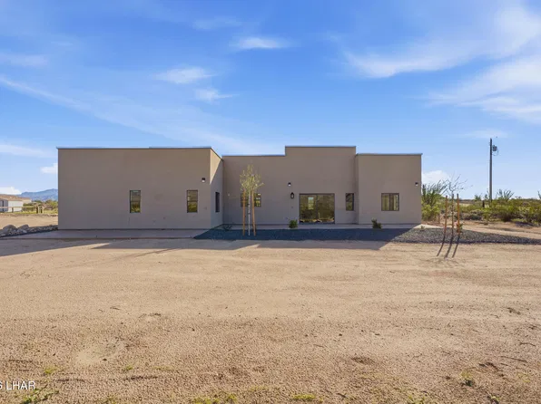 4459 W Roosevelt Rd, Yucca, AZ 86438