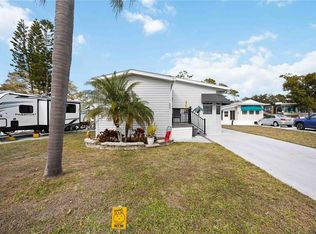 171 Crown Point Dr, Nokomis, FL 34275