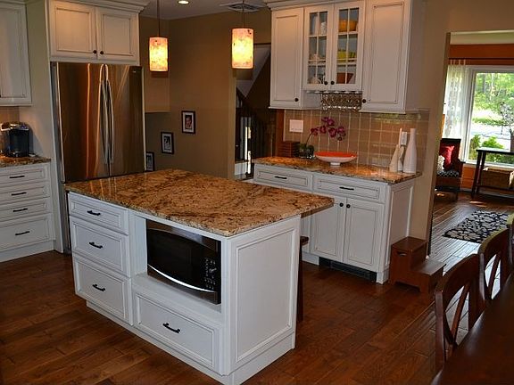 Kitchen other view