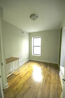 Rented by Elite NY Holdings | media 23