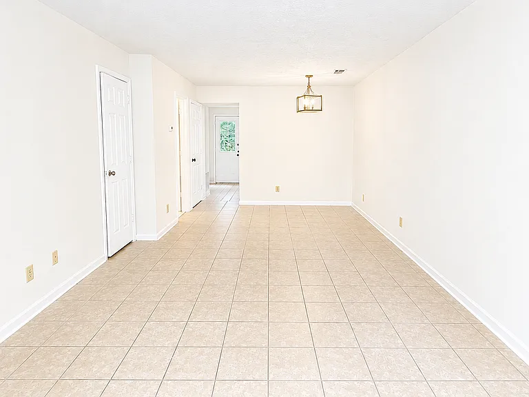 1321 Sweet Pine Dr #1323 — Photo 3