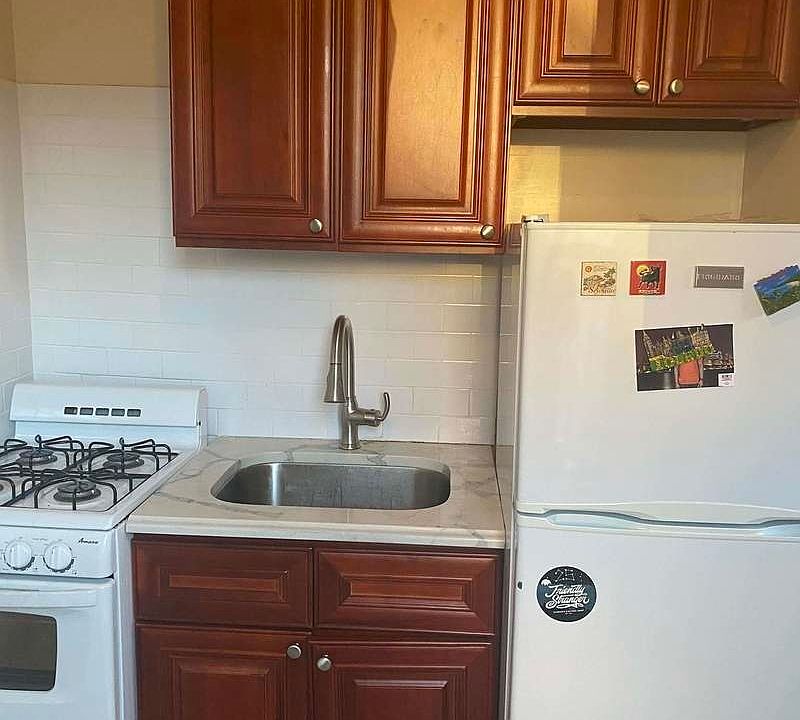 1st image of 49 St Nicholas Ave APT 4C