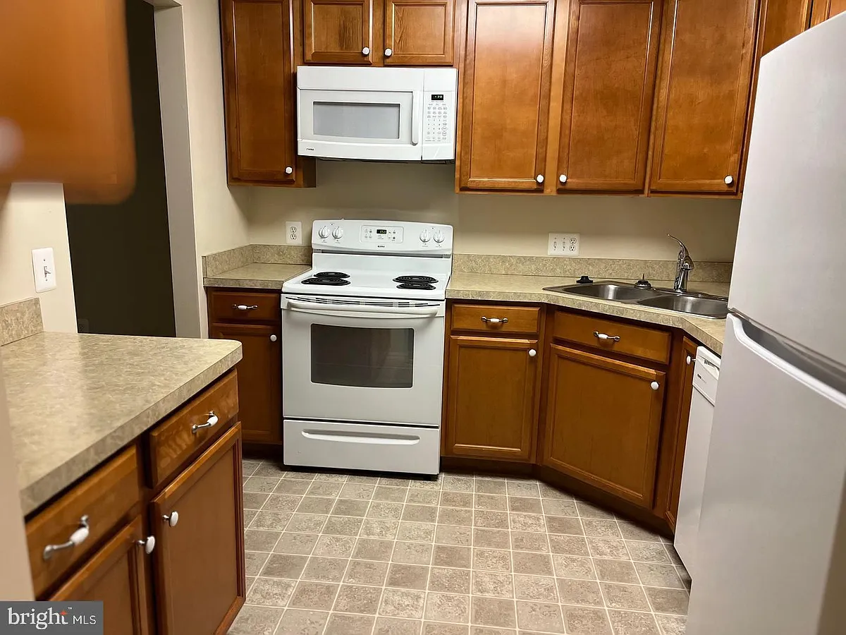 Building Photo - 108 Timberlake Ter