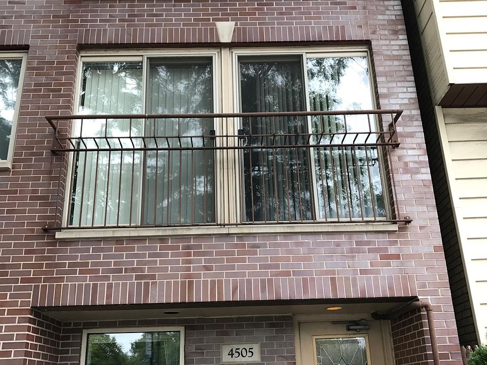 1st image of 4505 N Western Ave APT 4