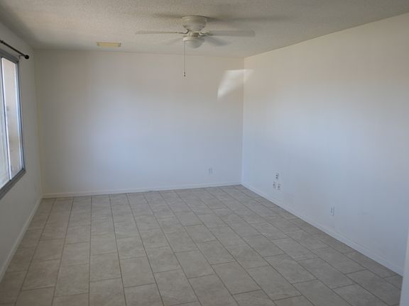 2nd image of 1010 E Hermosa Dr
