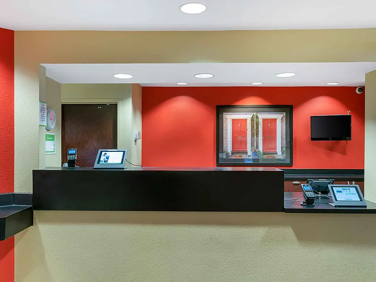 Lobby and Guest Check-in