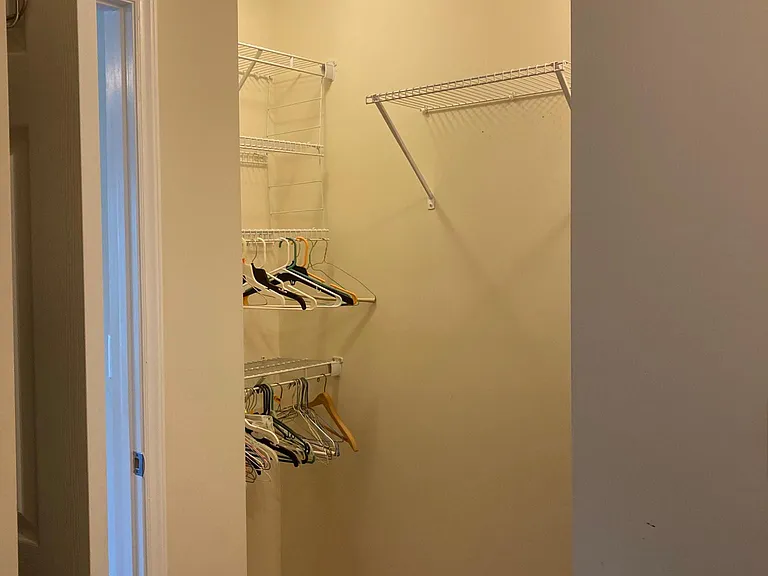 Master bathroom b
