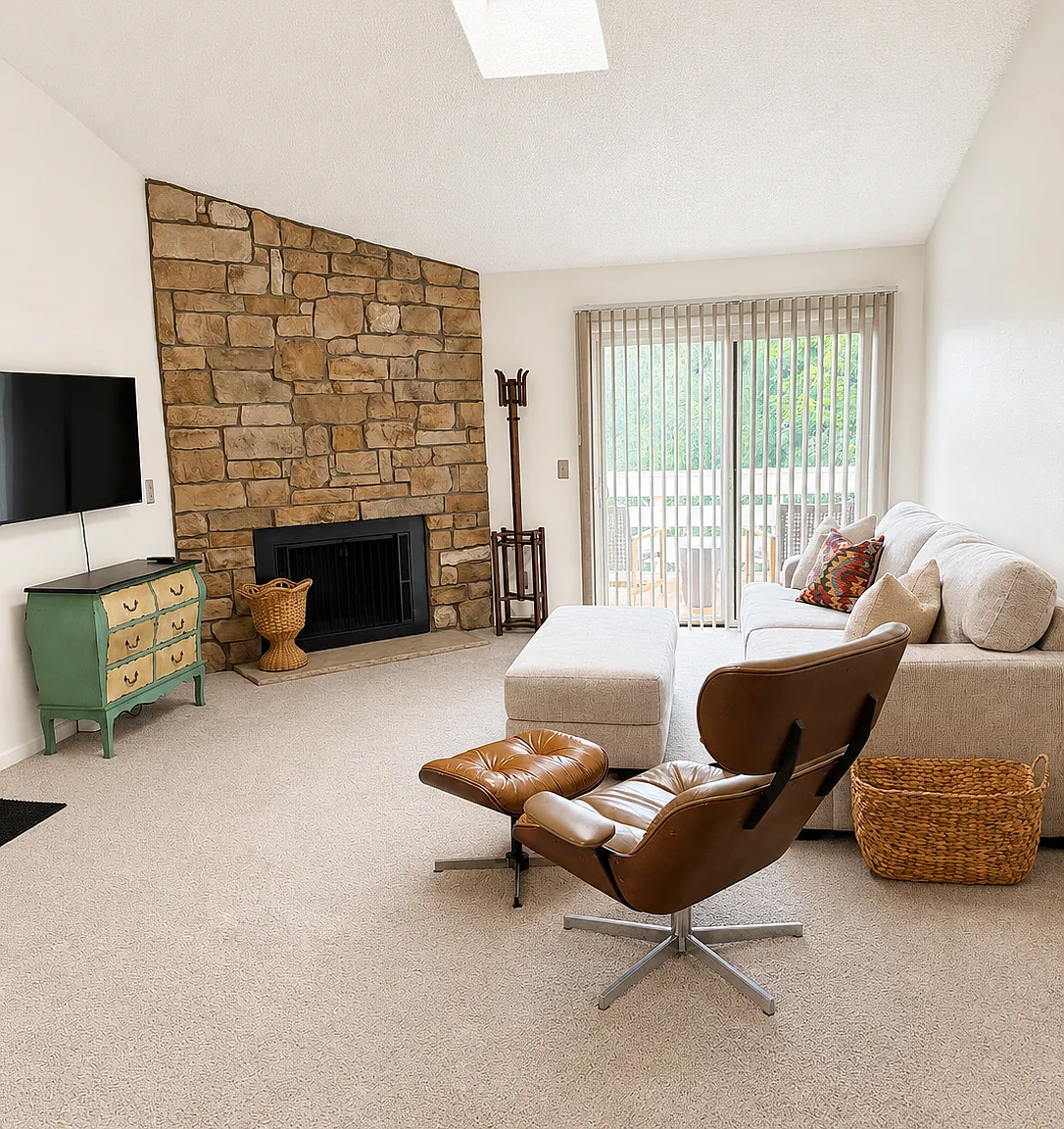 1 bed, 784 sqft, $1,950 — Photo 1