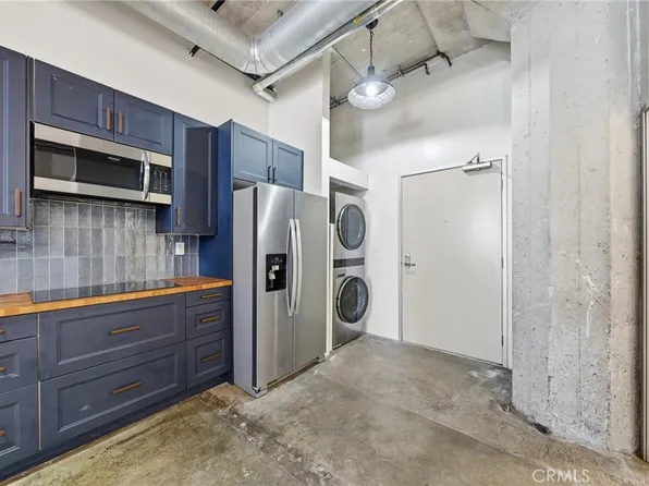825 E 4th St APT 101, Los Angeles, CA 90013