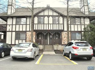 3704 Melville Ct, Mahwah, NJ 07430