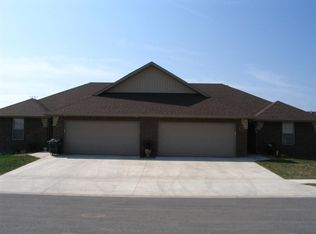 4346 S Sycamore Ave, Springfield, MO 65810