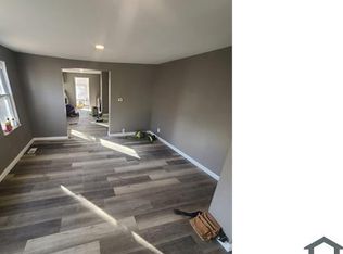 2851 Lyndhurst Ave, Saint Louis, MO 63114