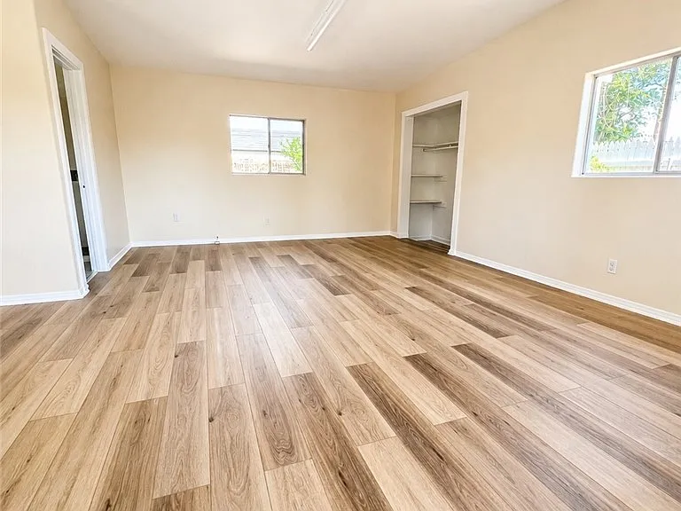 540 Crosby St — Photo 14