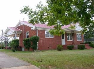 1216 Hull Rd, Athens, GA 30601