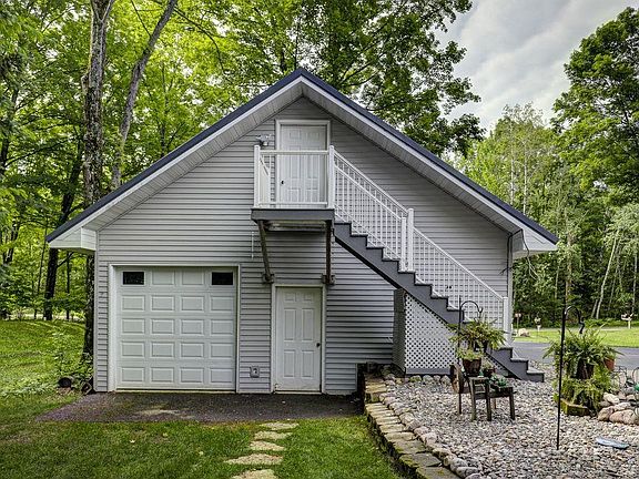 4th image of 17586 Little Ireland Ln
