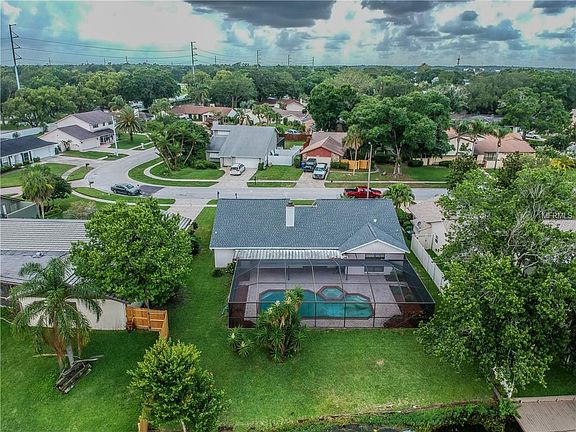 2nd image of 8013 Lago Vista Dr