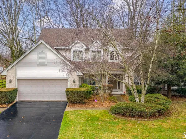 3420 Shadywood Dr, Lambertville, MI 48144
