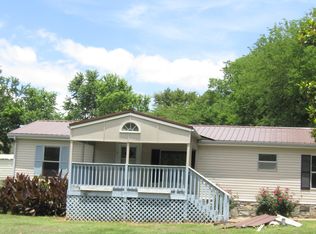 3902 General Lee Rd, Culleoka, TN 38451