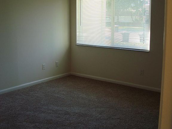 3rd image of 2619 Barksdale Ct