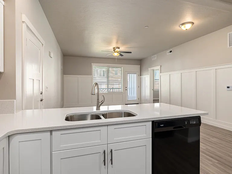 The Farmstead Apartments — Photo 23