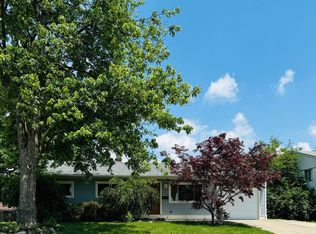910 Olympia Dr, Columbus, OH 43207