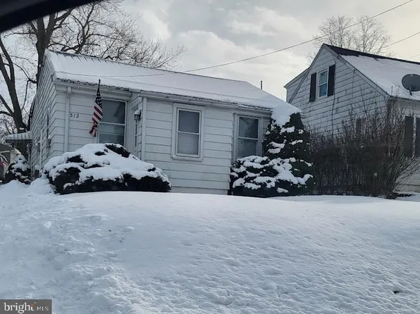 512 Siloam Rd, Chambersburg, PA 17201
